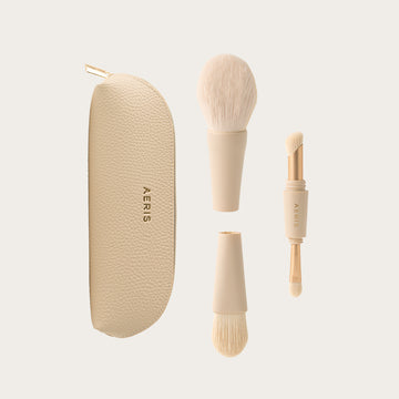 The Signature 4-In-1 Brush - Oatmilk